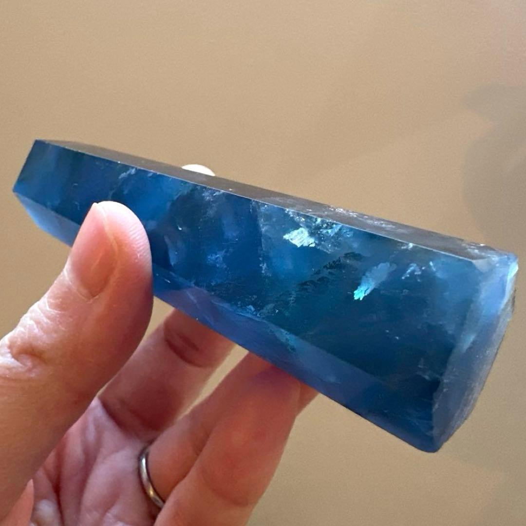 ブルーフローライト　ポイント　六角柱　112.9g フローライト　レア