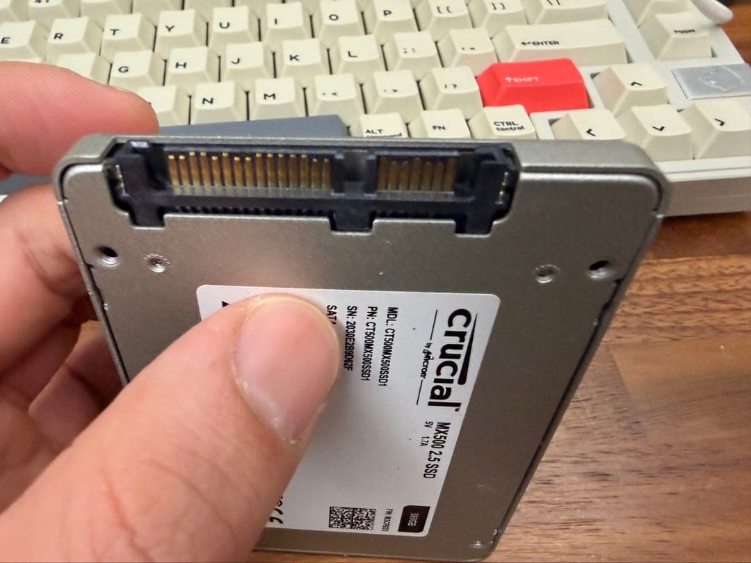 【中古】Crucial MX500 500GB 2.5インチ SATA SSD
