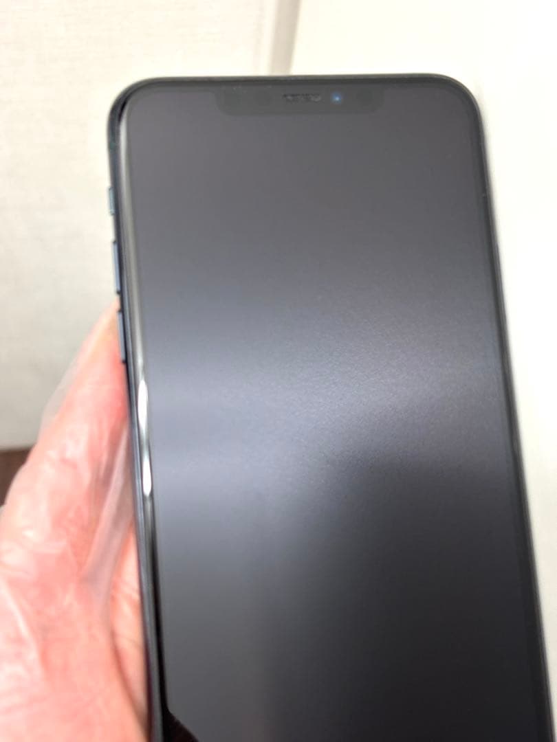 Apple iPhone 11 Pro Maxミッドナイトグリーン