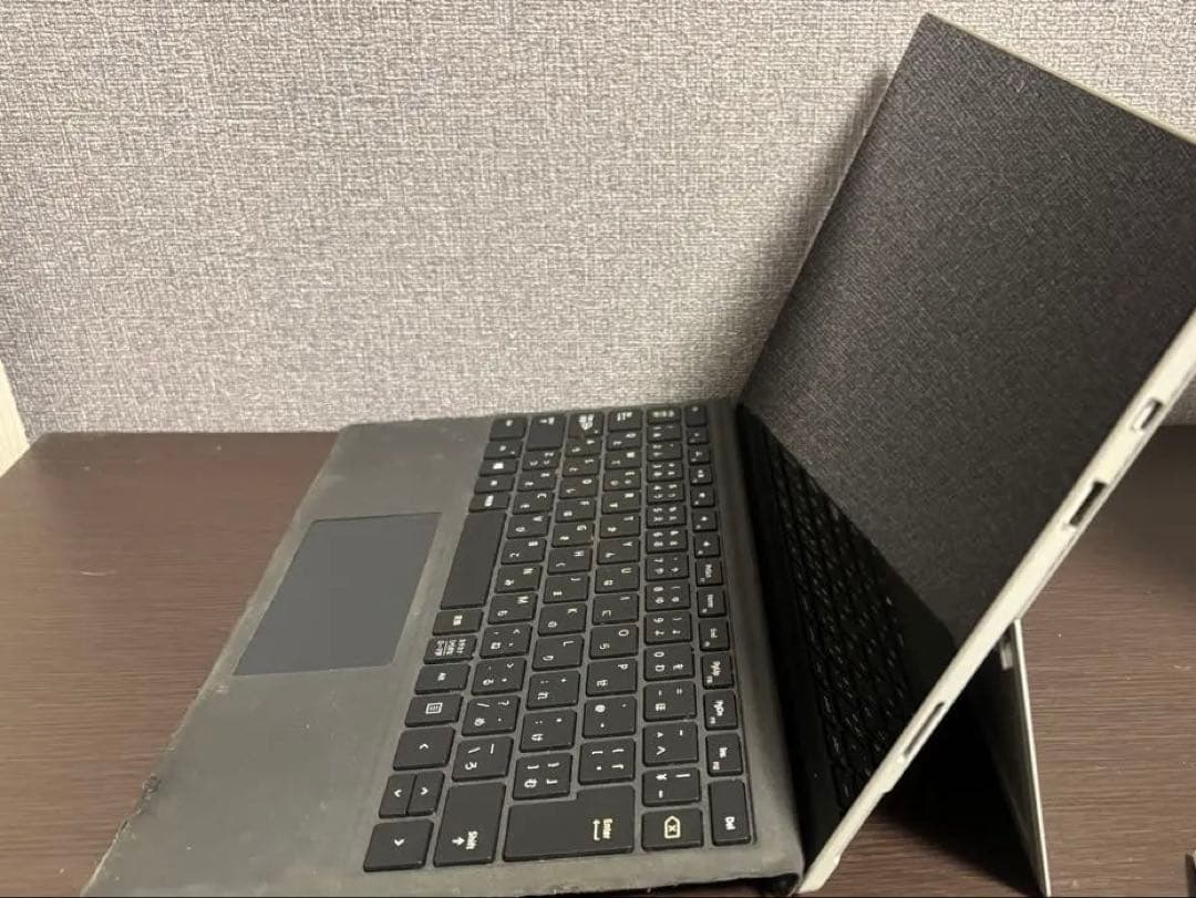 Microsoft Surface Pro4本体 +キーボード+ACアダプター