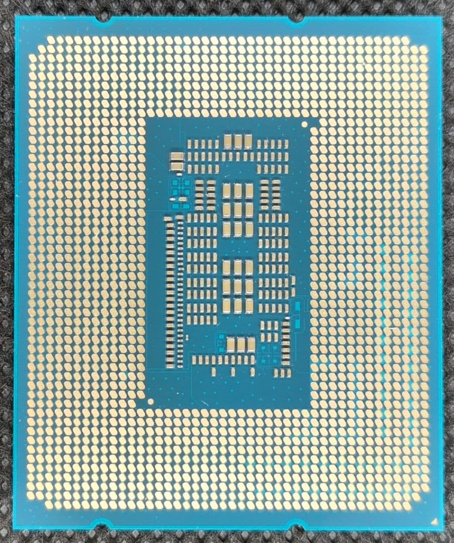 ド*ん様 CPU Intel Core i7-12700