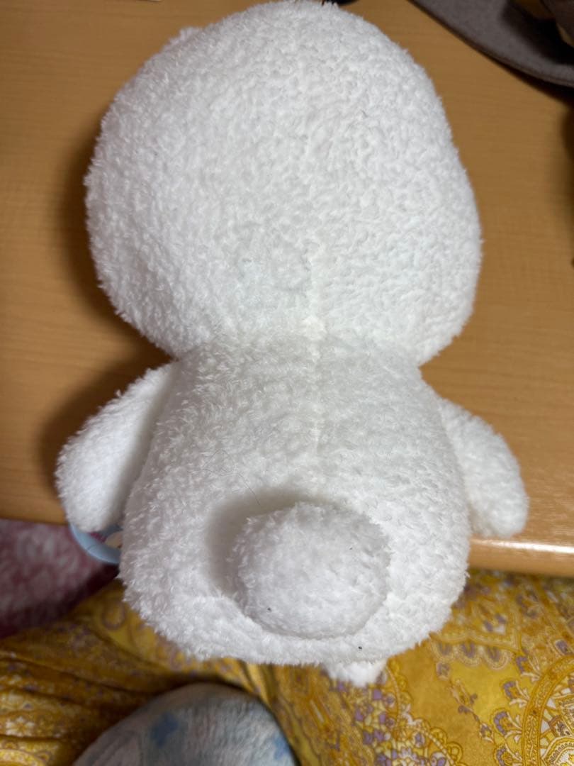 ホワイトぬいぐるみ 耳付き 笑顔