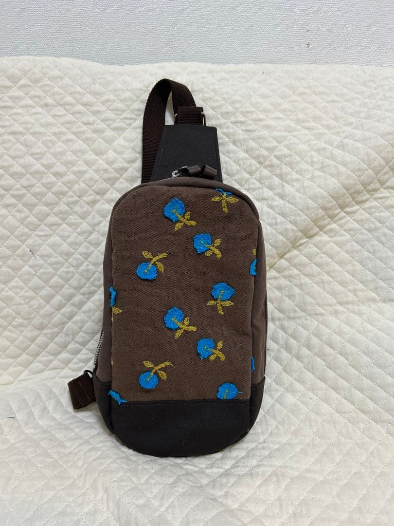 ミナペルホネン　BOXタイプボディバッグ スキップブラウン　ハンドメイド