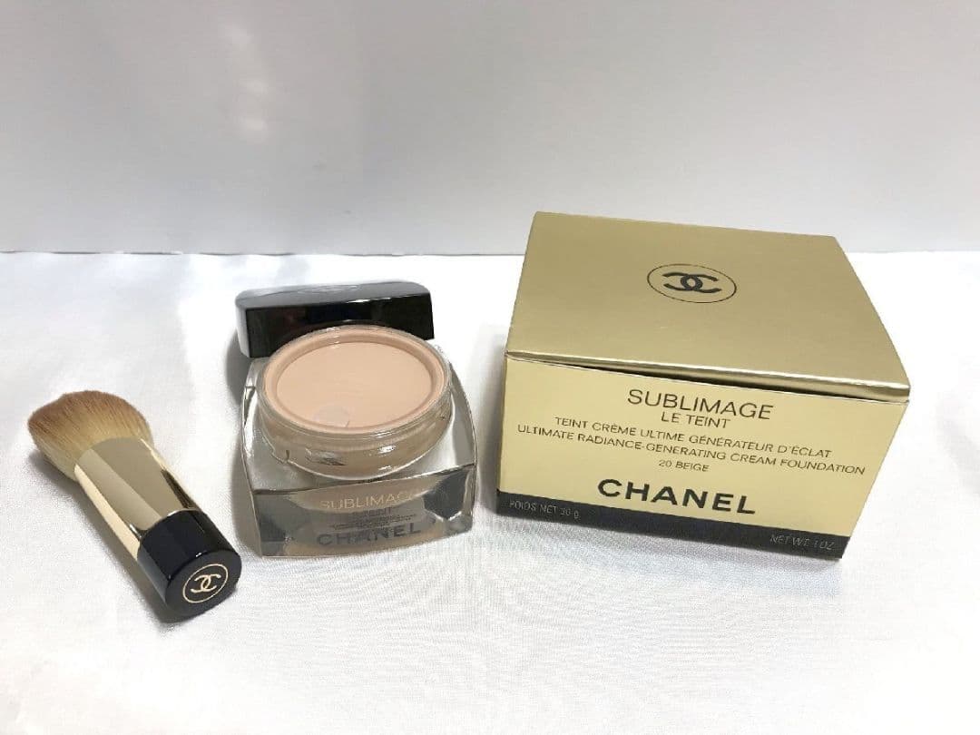 シャネル CHANEL サブリマージュ ル タン 20 ベージュファンデーション