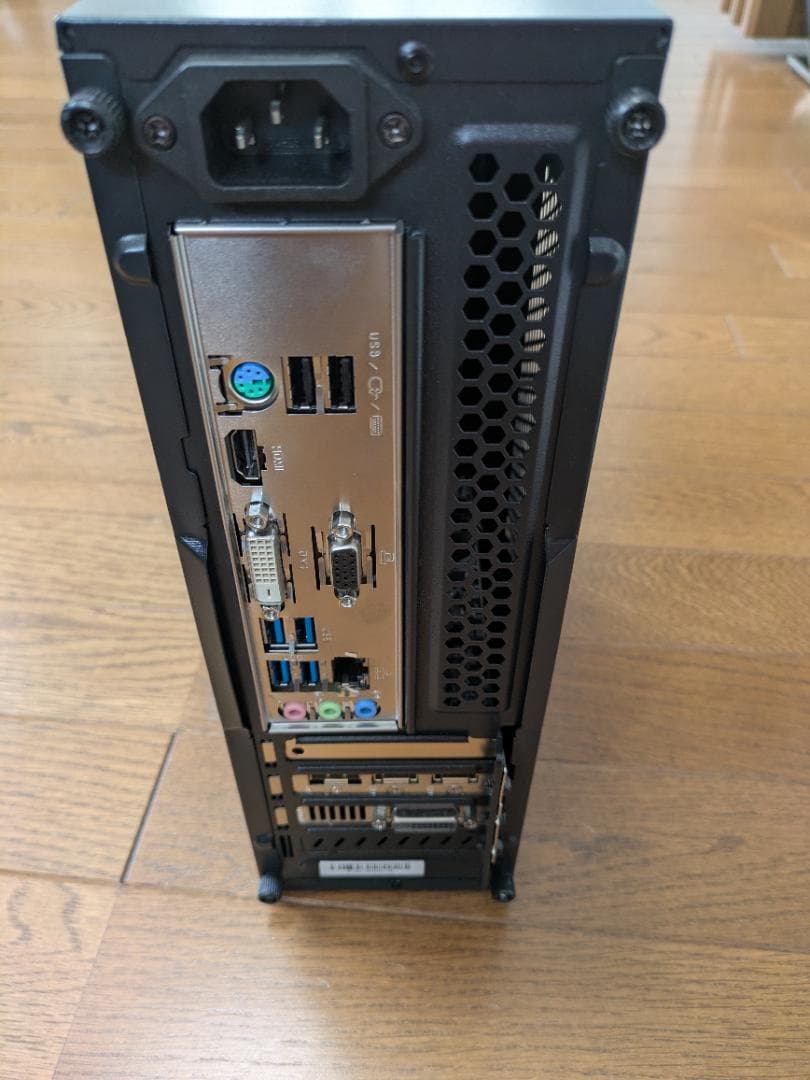 【自作PC】新品パーツ多数 Ryzen3 3200G GTX1050Ti搭載