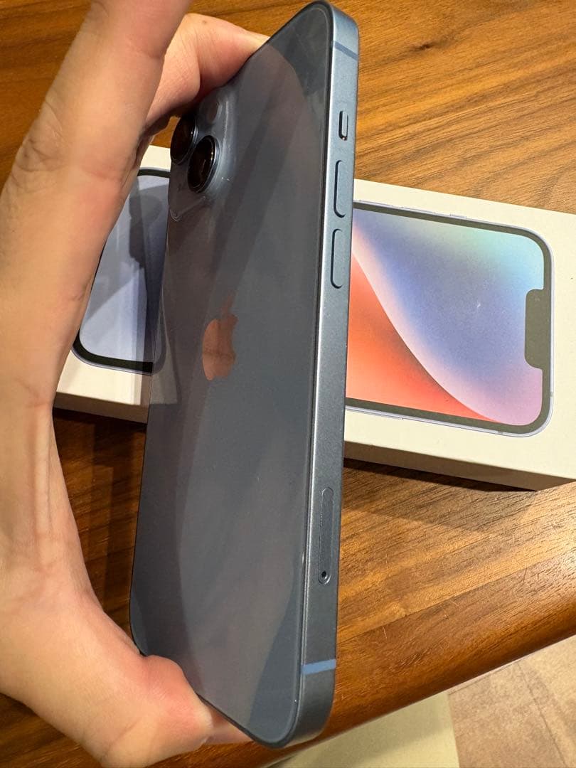 太*ん様 Apple iPhone 14 本体 ブルー