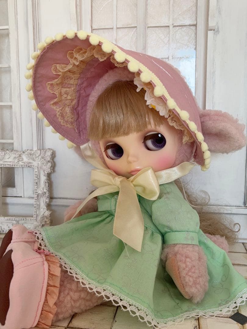 ブライスアウトフィット　着ぐるみひつじ（くすみピンク）セット+ピンクワンピース