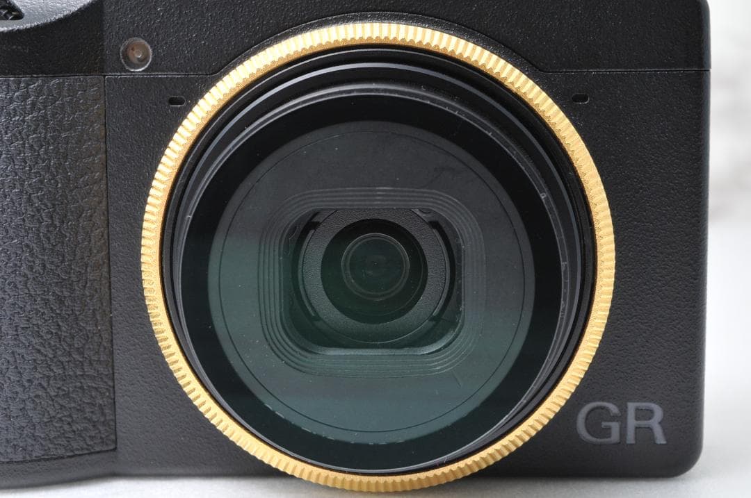 美品 RICOH GR Ⅲ⭐️動作確認済み 付属品多数 人気 カメラ ケース付き