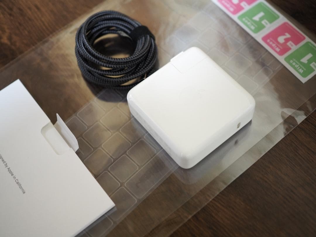 MacBook Pro2020 13インチ i5/16GB/500GB 4ポート