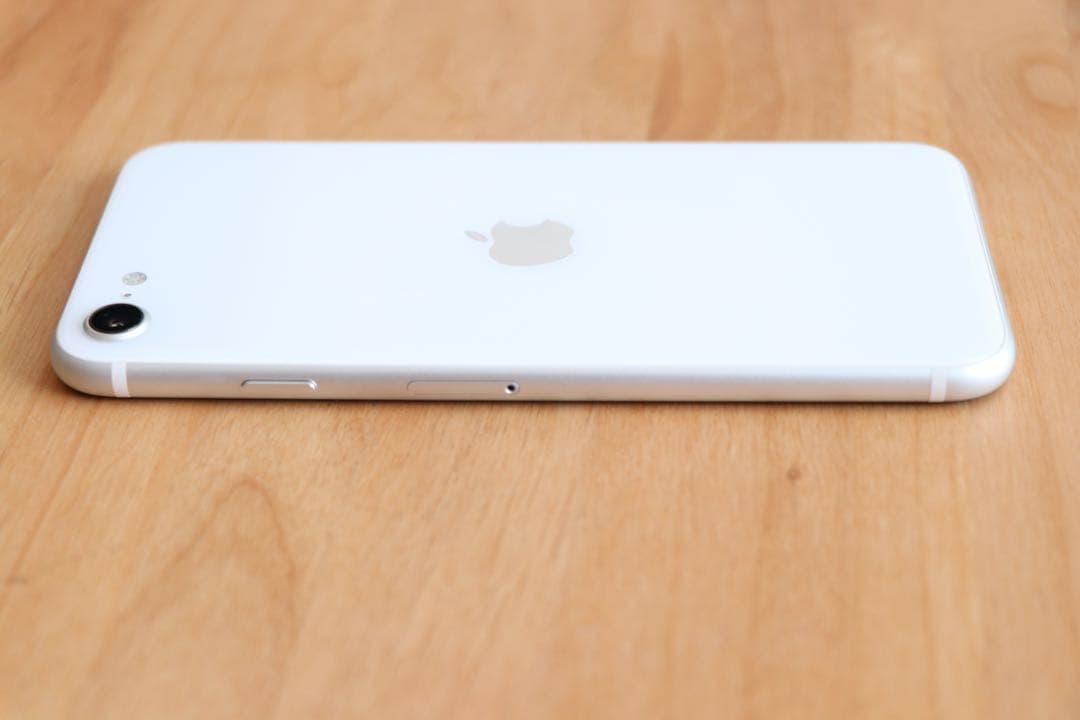 iPhone SE 第2世代 128GB SIMフリー バッテリー99% 美品