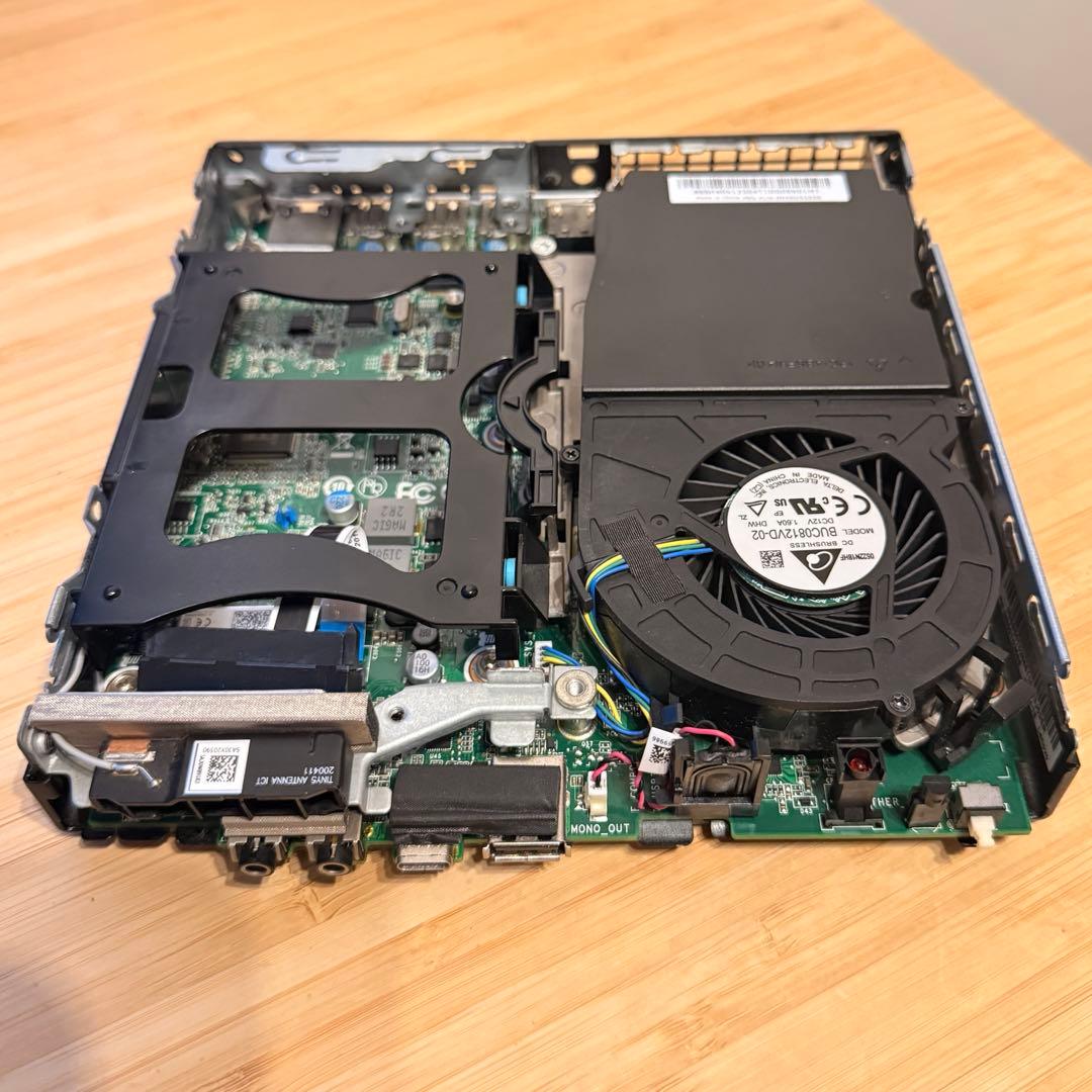 中古【動作良好】ThinkCentre M75q Tiny ［Win11］