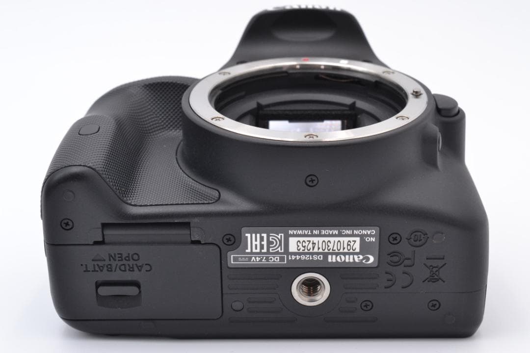 ■ 美品 S数極少 ■ キャノン　Canon Kiss X7 ダブルレンズセット
