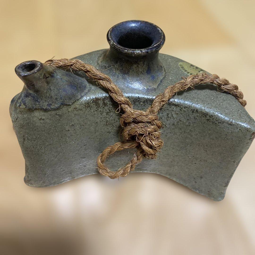 おきなわ壺屋焼　やむちん　赤絵魚紋 酒器 抱瓶　だちびん