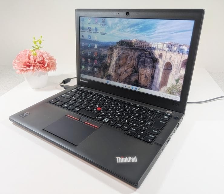 【すぐ売れる】小型ノートパソコン✨SSD128GB✨windows11✨オフィス