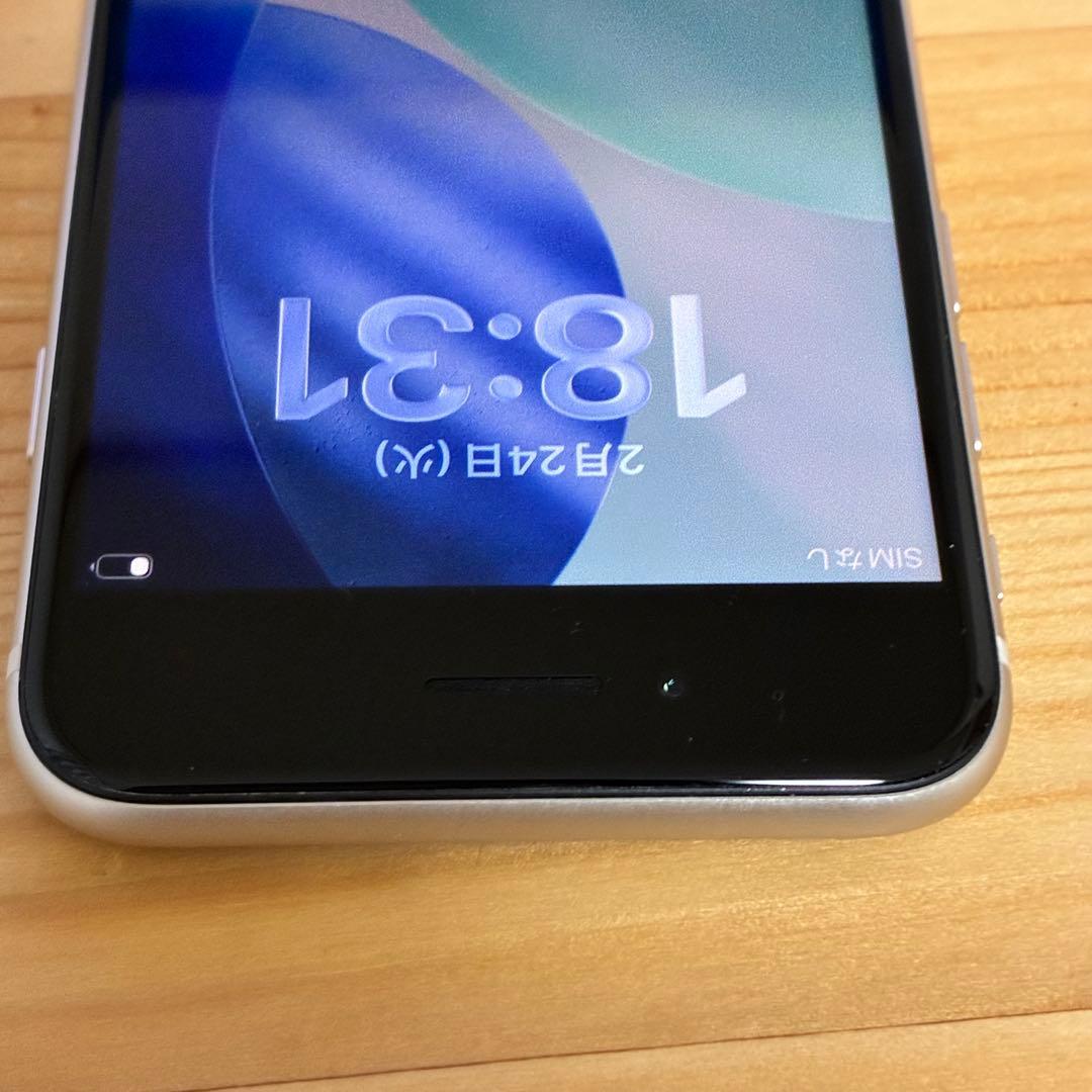 yy17280D バッテリー新品　iPhoneSE第3世代64GB SIMフリー