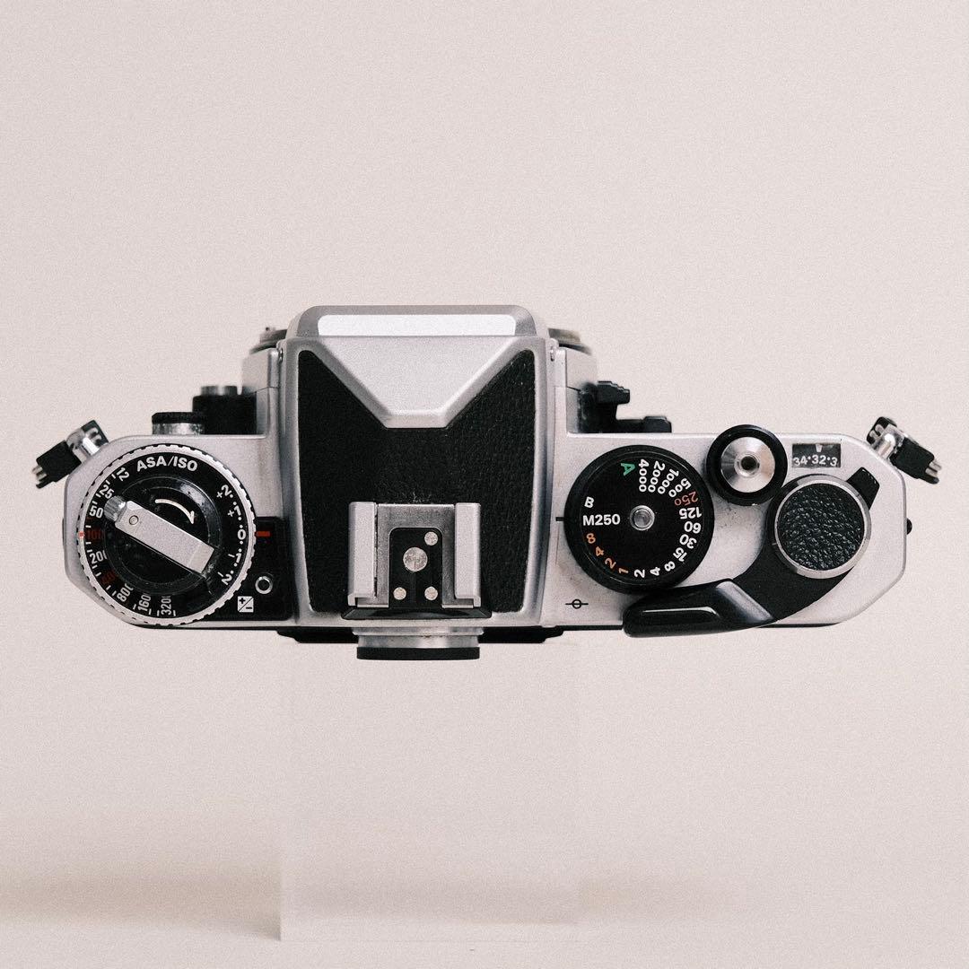 【美品‼️】Nikon FE2フィルムカメラ(Nikkor Ai-S F2付き)