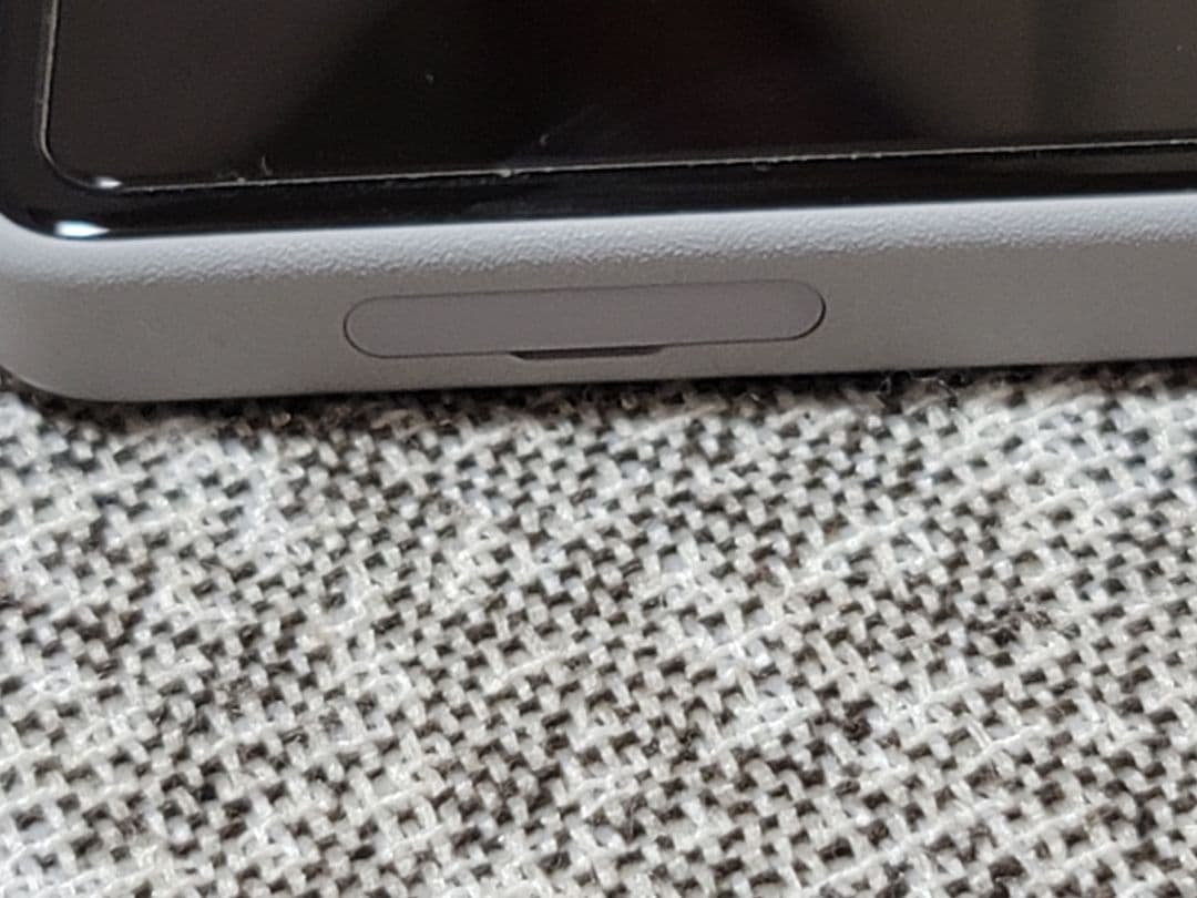 【超美品】SIMフリー docomo Xperia Ace III SO-53C