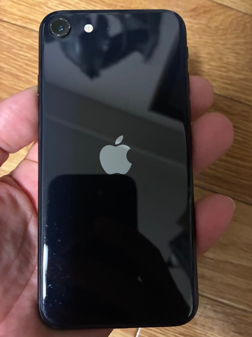Apple iPhone SE (第3世代) ブラック 本体✨送料込み