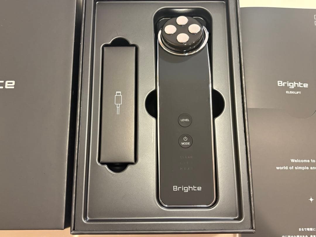Brighte 美顔器 エレキリフト　ブライト