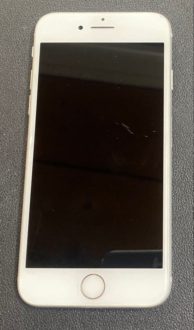 k1204 iPhone8 64GB シルバー