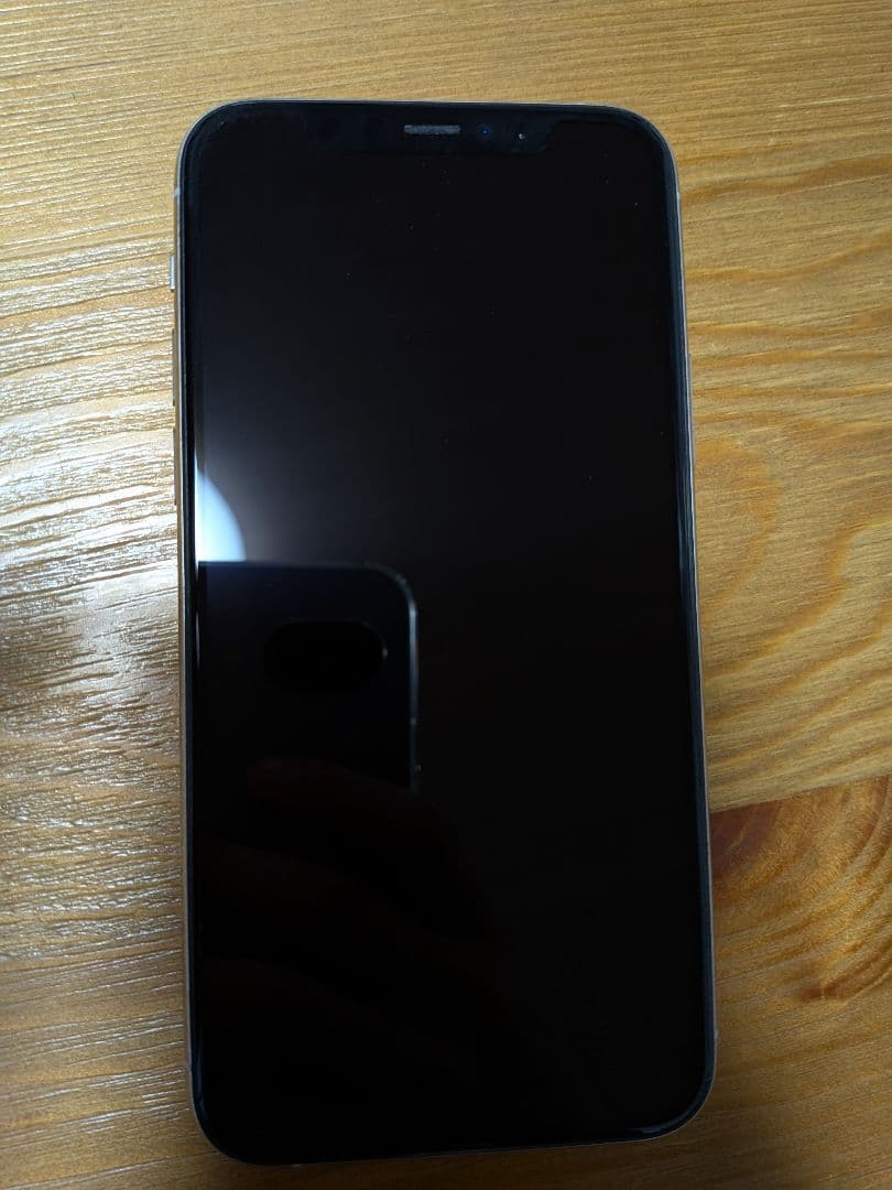 Apple iPhone 11pro White 本体　256GB