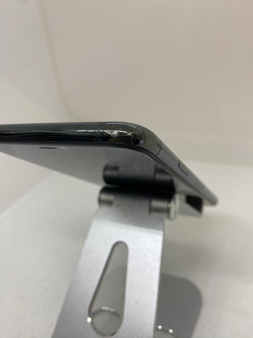 Iphone 11 Pro Max 64GB Sim フリー　93047