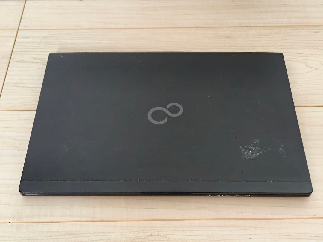 富士通 LIFEBOOK U939 ノートPC