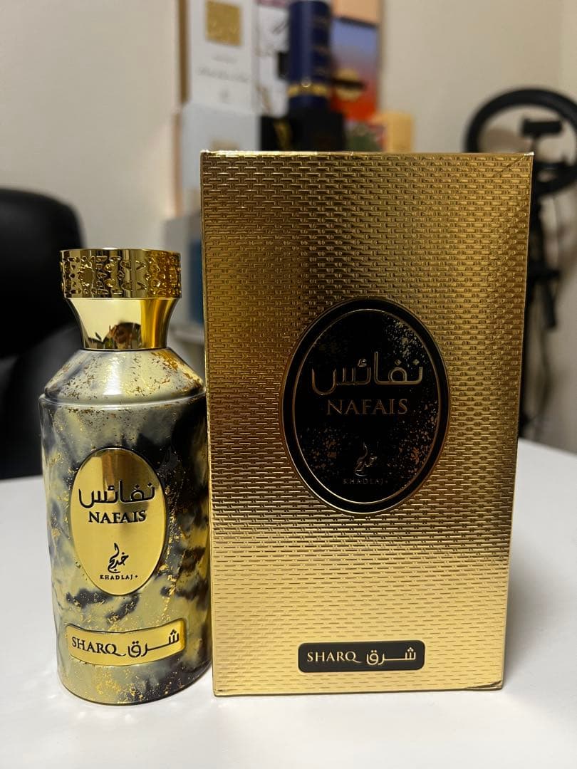 Khadlaj Nafais Sharq 香水 100ml
