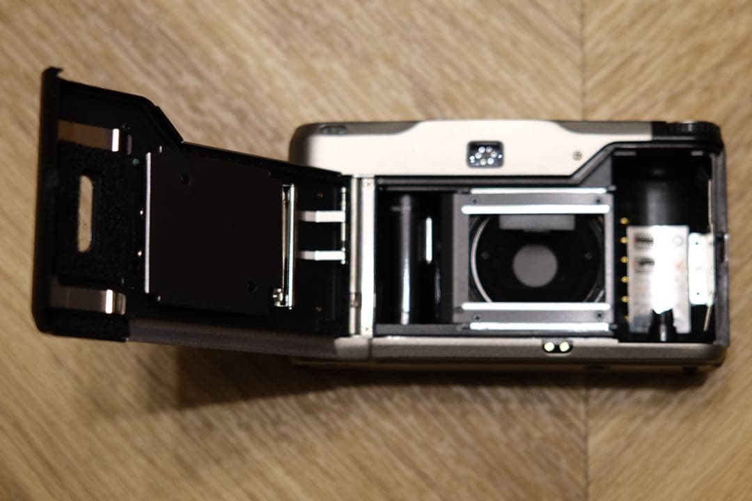 contax T2 チタンクローム　のき