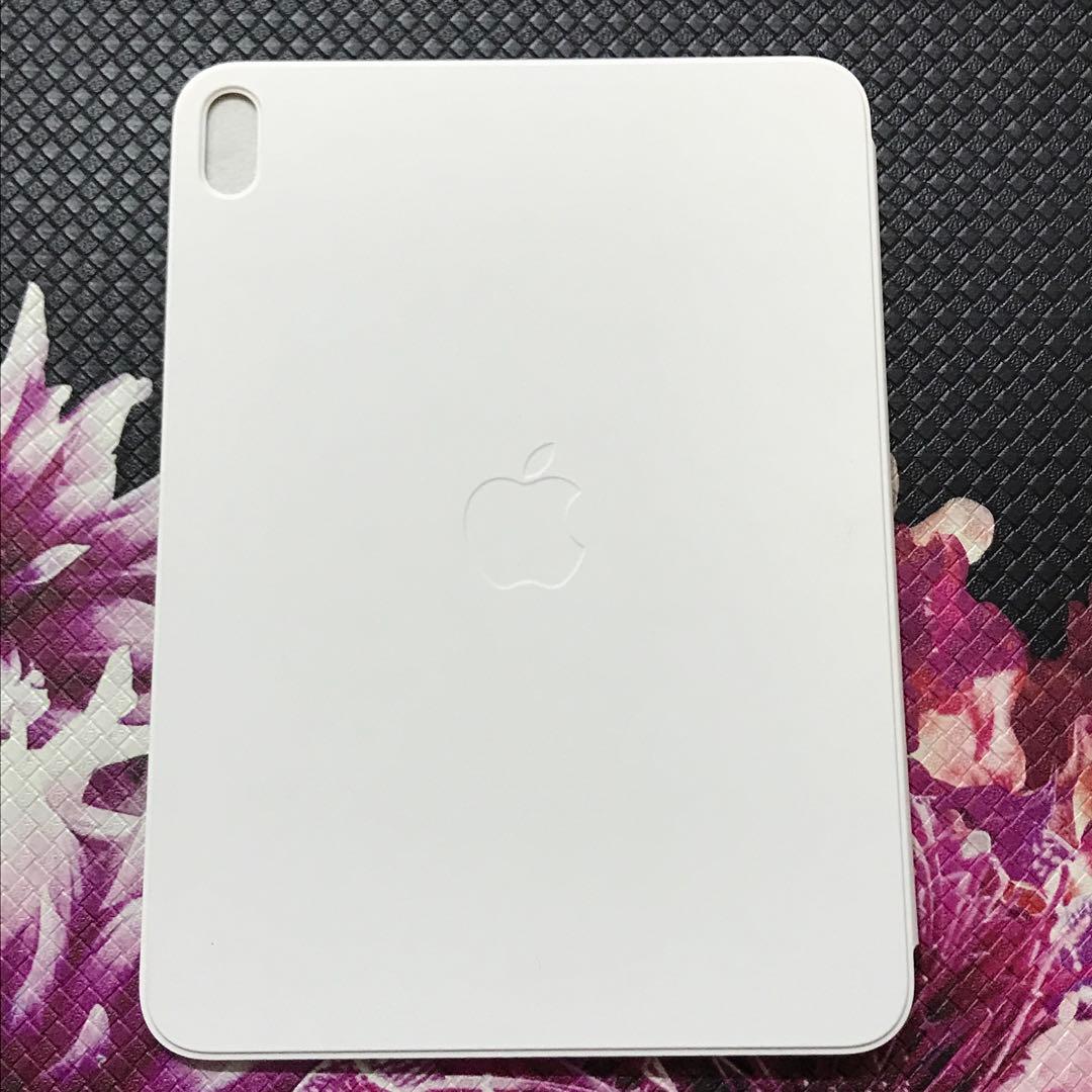 ほぼ未使用 Apple iPad 第10世代用 Smart Folio ホワイト
