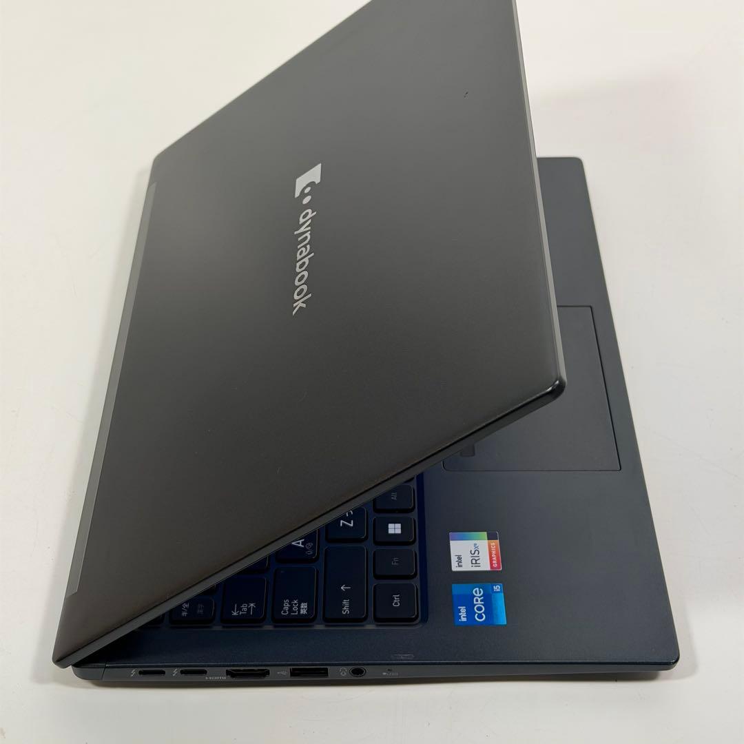 37.G83/HU 超軽量 i5-11世代 16G512G Office2024