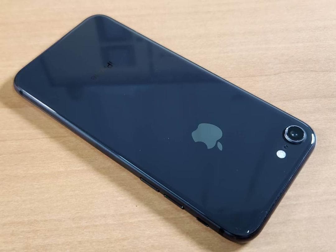 スマートフォン本体 033100J iPhone 8 A1906 64GB
