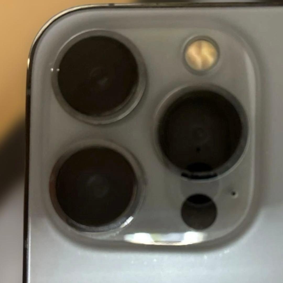【大幅値下げ】iPhone13Pro 256GB 充電接続不安定/カメラ不調