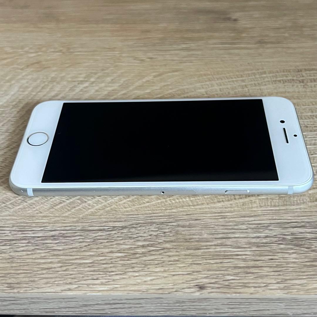 iPhone 7 Silver 32 GB SIMフリー