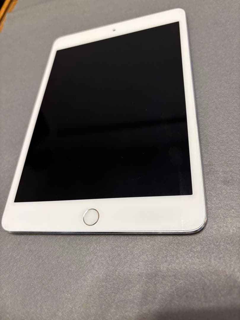 iPad mini4 Wi-Fiモデル　128GB