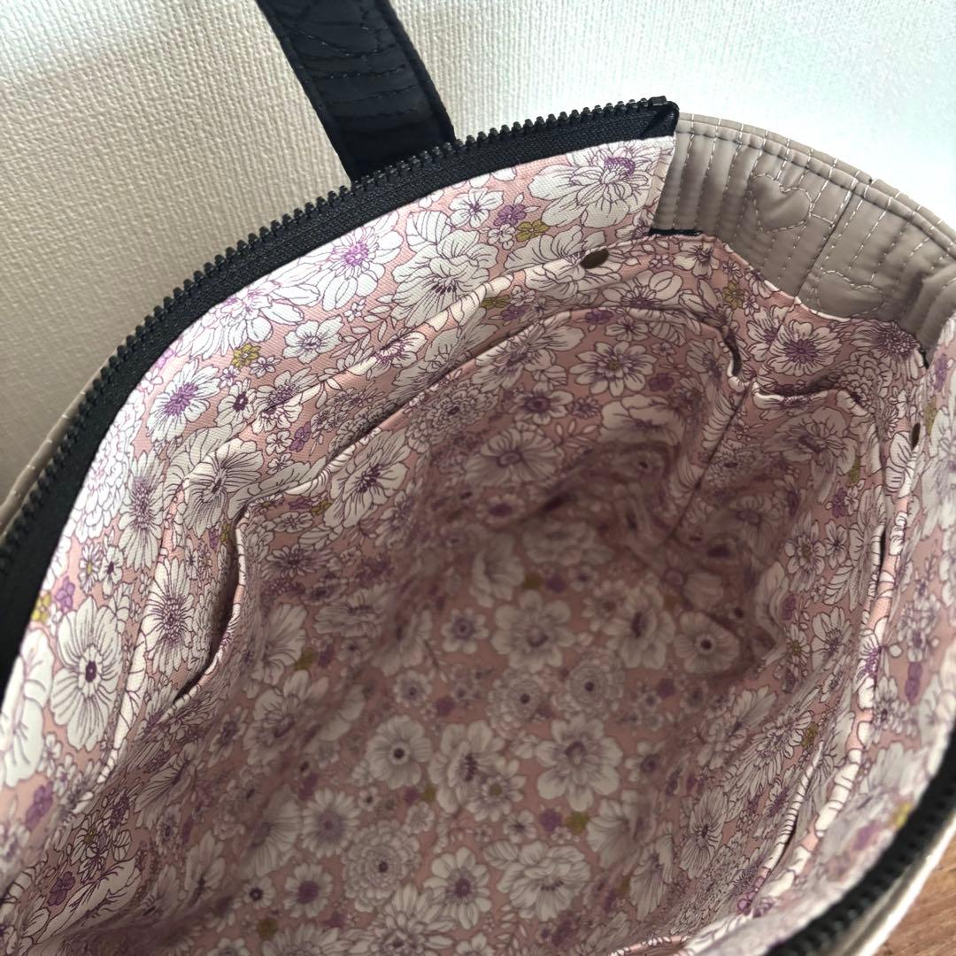 【えり】あおりポケット付きトートバッグM ハートステッチヌビキルト
