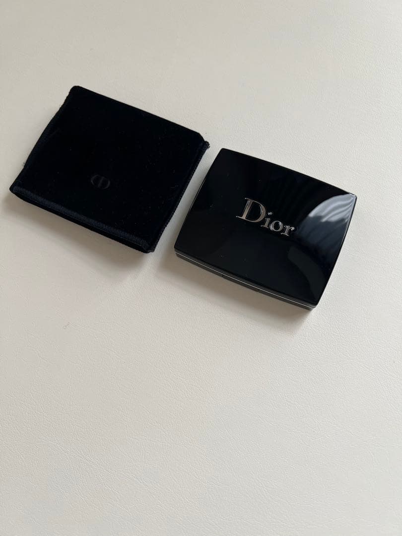 Dior サンク クルール B67 プラトン アイシャドウパレット