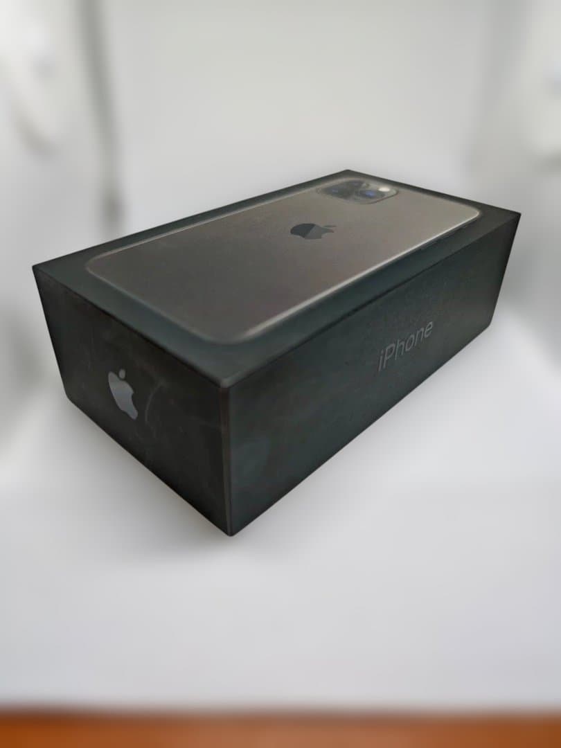 iPhone11Pro シルバー 256GB SIMフリー　おまけ付き