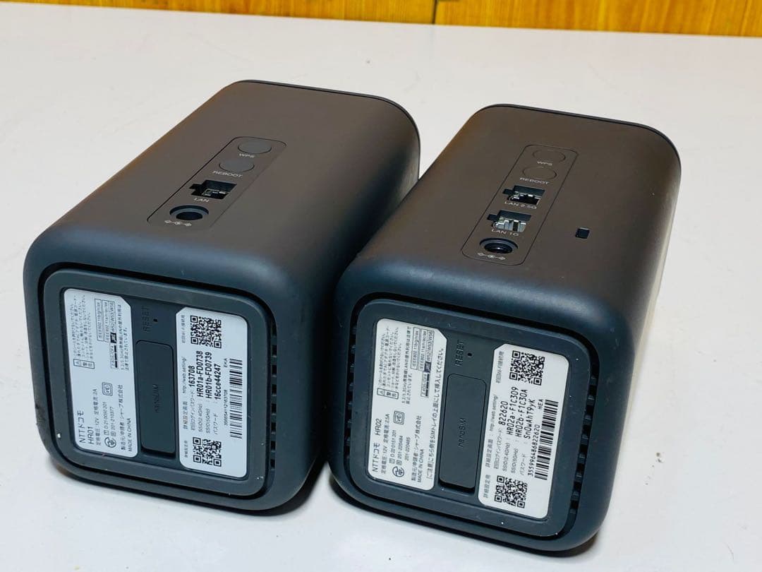 (7) NTTドコモ 無線LANルーター HR02 アダプターなし