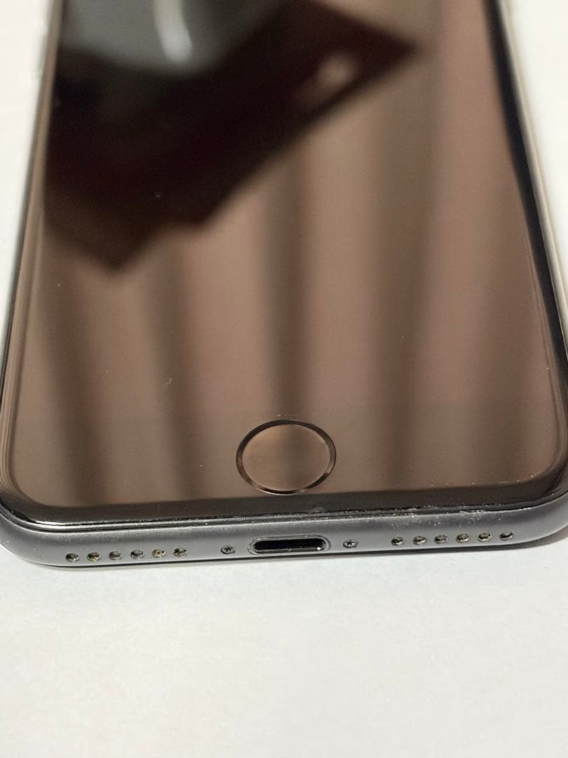 iPhone8 64GB 本体　箱あり　ケーブルつき