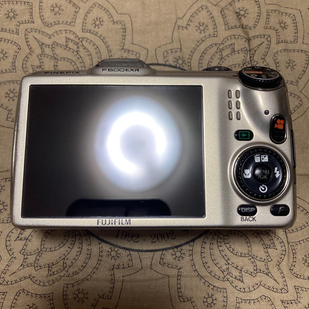 FUJIFILM FINEPIX F600EXR GPS搭載 デジカメ コンデジ