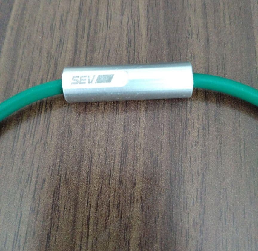 美品★大幅値下げ！SEV ルーパー 緑色 ネックレス グリーン