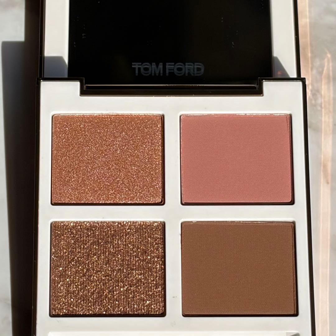 【未使用新品】TOM FORD アイ カラー クォード 02S トロピカルダスク