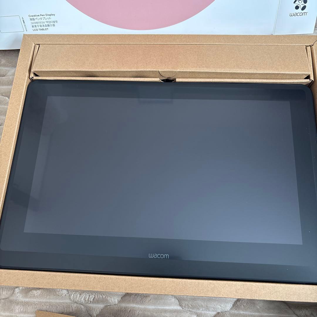 液タブ・ペンタブ Wacom Cintiq Pro 16 (2021) DTH167K0D