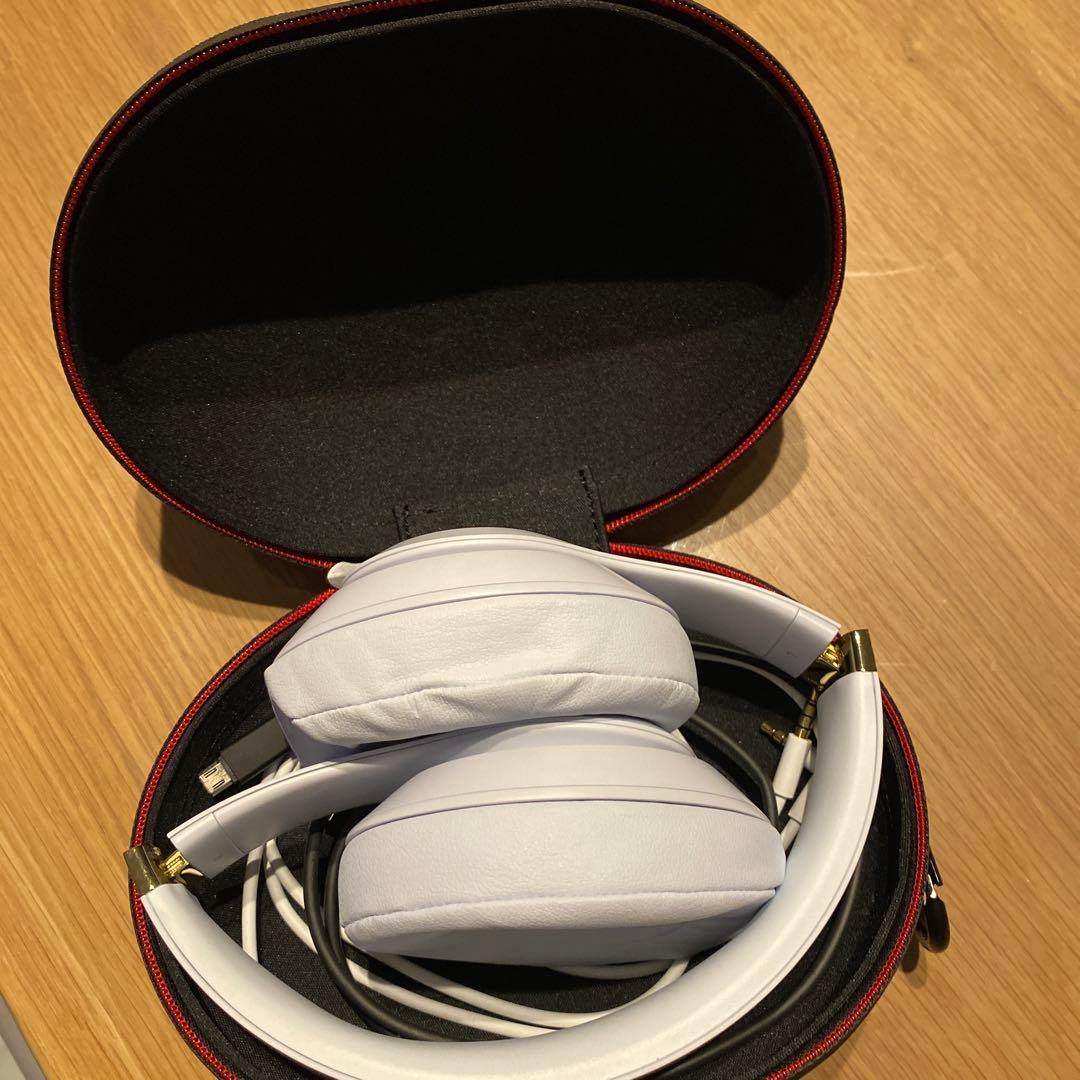 beatsヘッドホン　美品‼️