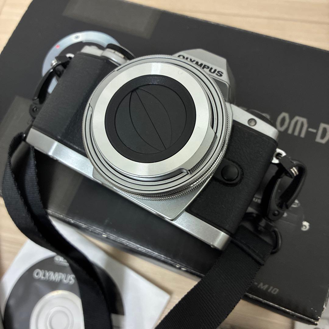 OLYMPUS OM-D E-M10 EZダブルズームキット