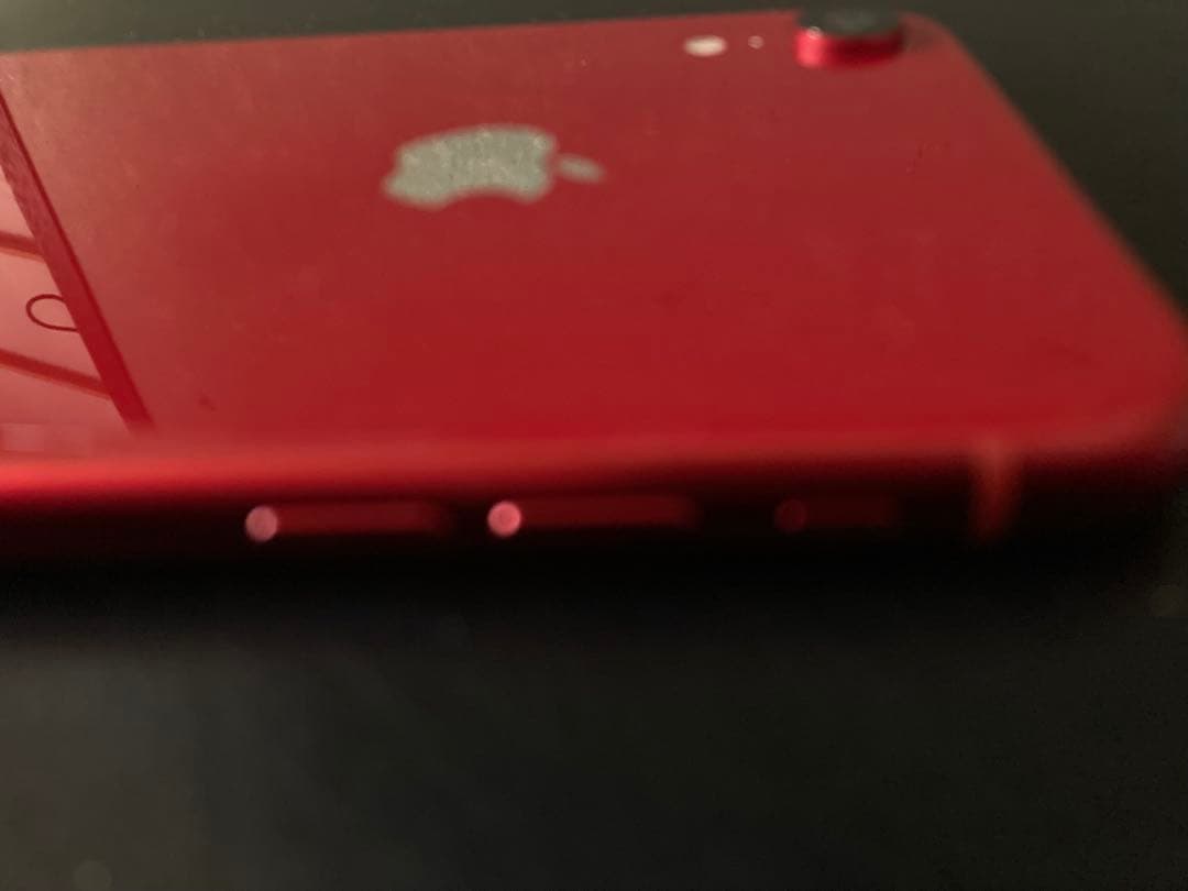 iPhone XR RED 128GB SIMフリー☆イヤホン付