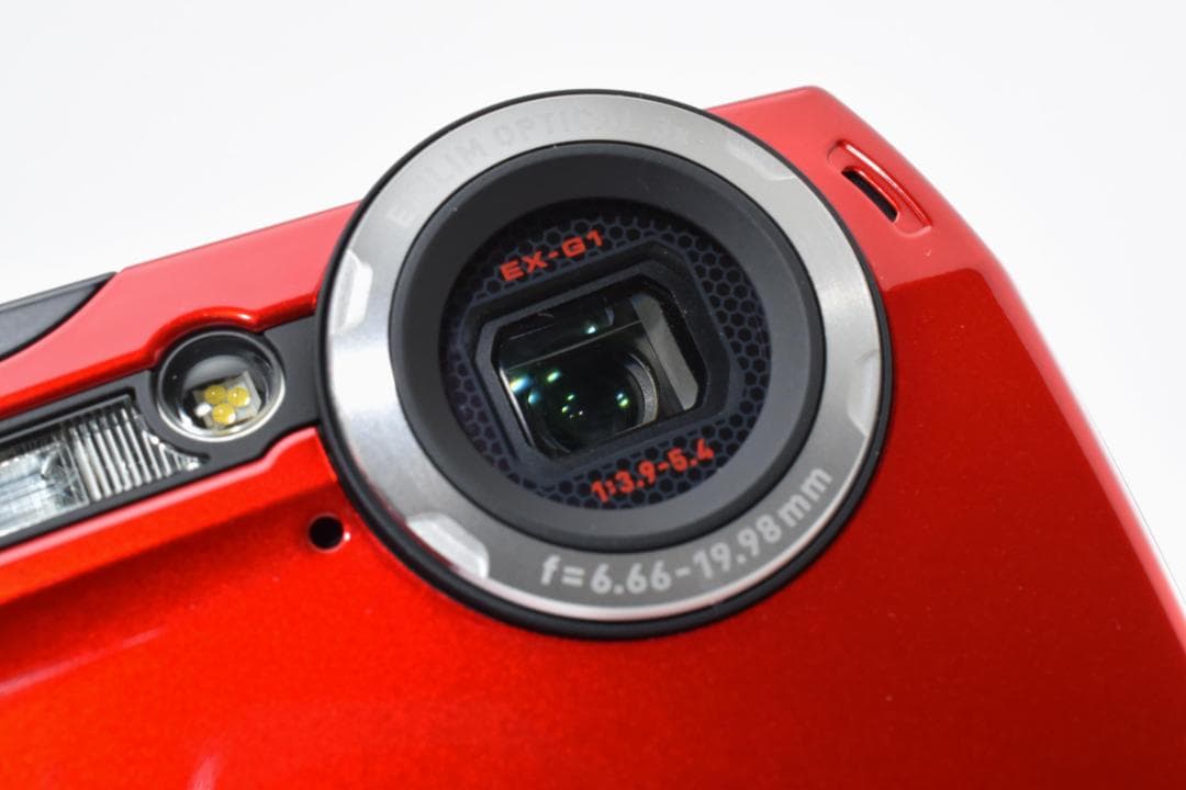 《 ぼぼ新品 》　カシオ　CASIO EXILIM EX-G1 　耐衝撃・防水