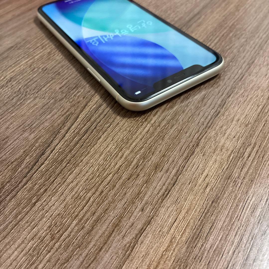iPhone 11 64GB SIMフリー バッテリー100 %