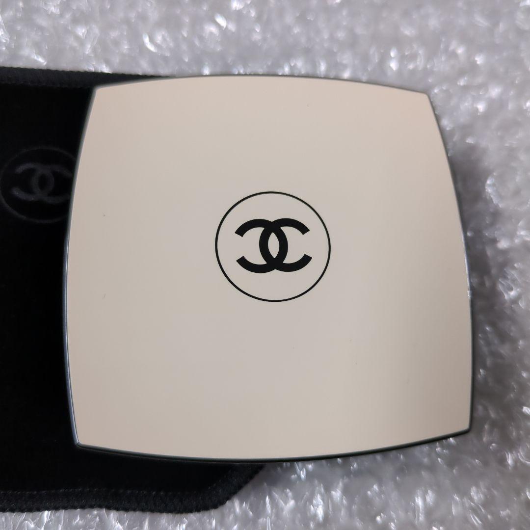 レ ベージュ ヘルシー グロウ ブラッシュ / モーヴ グラッセ